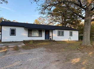 6136 E Huntsville Rd, Fayetteville, AR 72701
