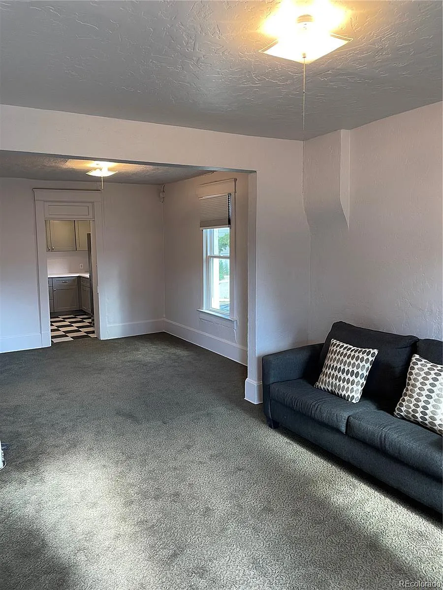 Building Photo - 3452 N Lipan St