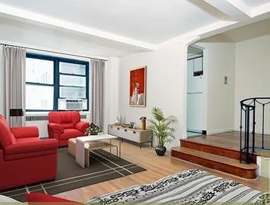 Rented by Bank Neary | media 9