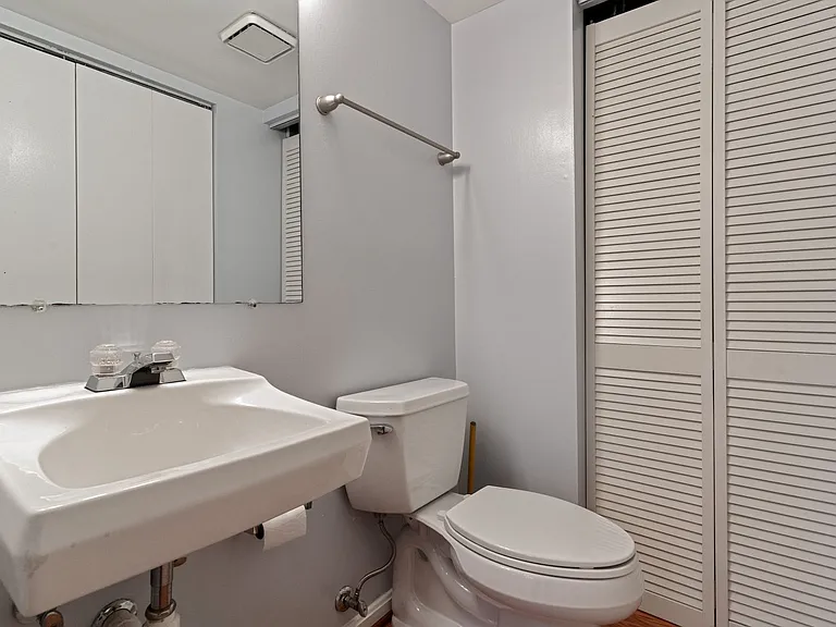 48 Avonshire Ct — Photo 13