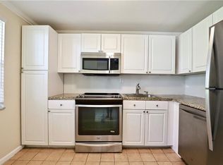 340 NW 19th St APT 106, Boca Raton, FL 33432