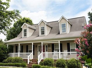 4502 Bottoms Rock Ln, Pfafftown, NC 27040