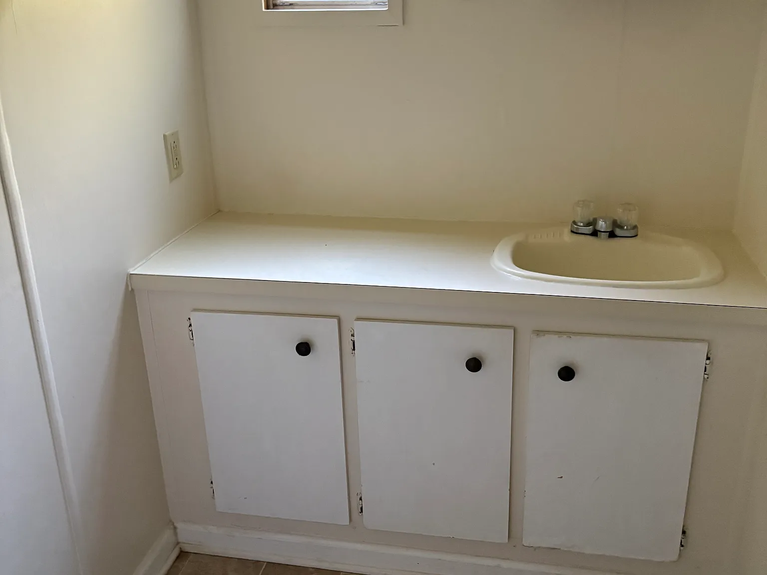 2 bed, $1,600 — Photo 4