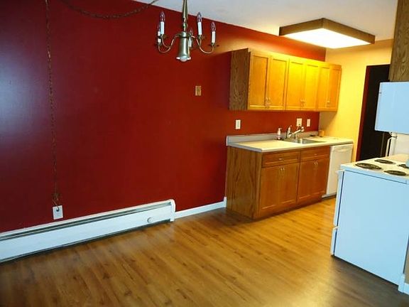 3rd image of 708 Old Settlers Trl APT 5
