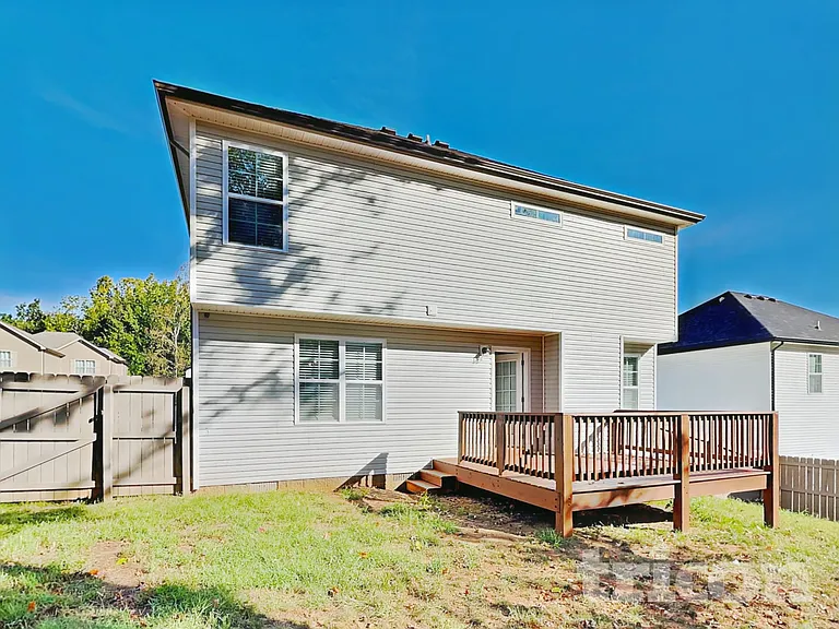 189 Bonnell Dr — Photo 15