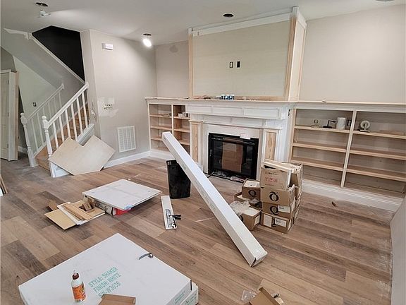 5th image of 2208 5th Ave