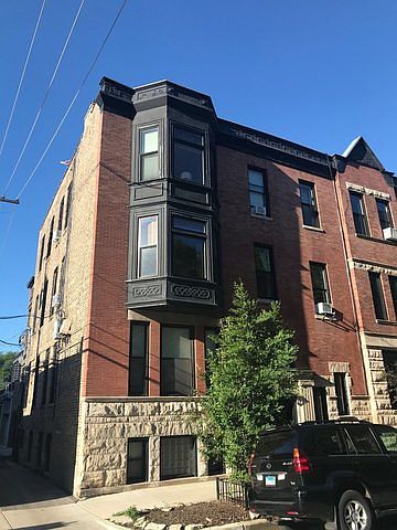 1st image of 815 W Dickens Ave #3