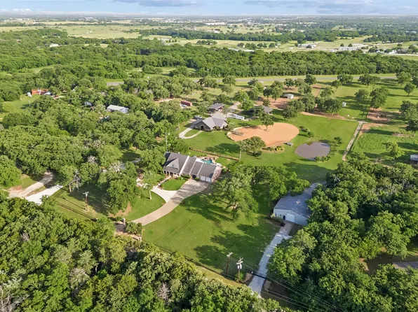 12630 Merrill Rd, Pilot Point, TX 76258
