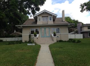 1421 N Lake Howard Dr, Winter Haven, FL 33881