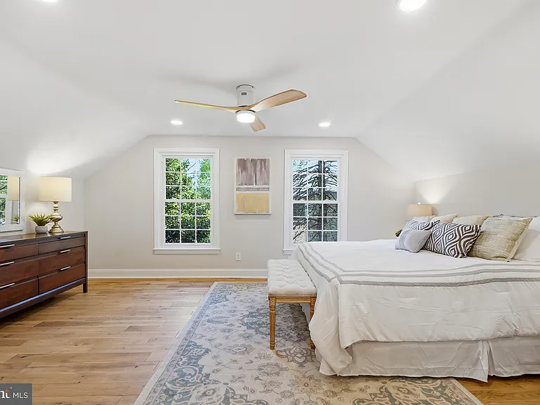 12301 Espalier Pl — Photo 20