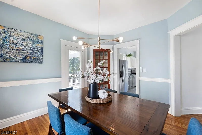 4 bed, 2.5 bath, $4,750 — Photo 4