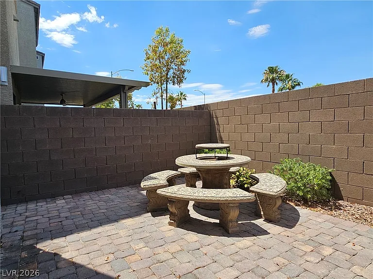 8016 Carpenter Creek Ave — Photo 33