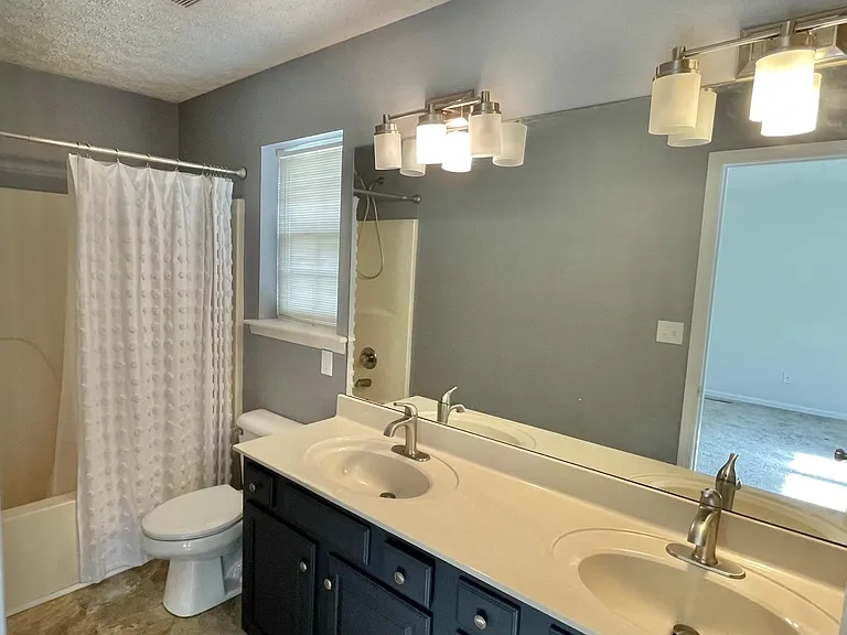 645 Declaration Ct — Photo 20