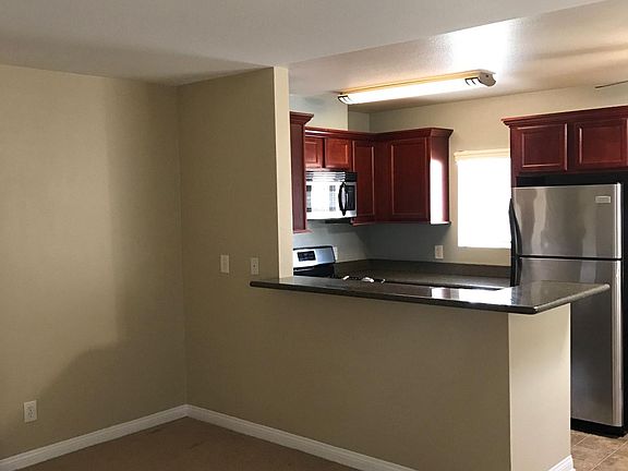 2nd image of 4460 Euclid Ave Unit 10