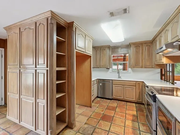 5710 Glasgow Ln — Photo 33