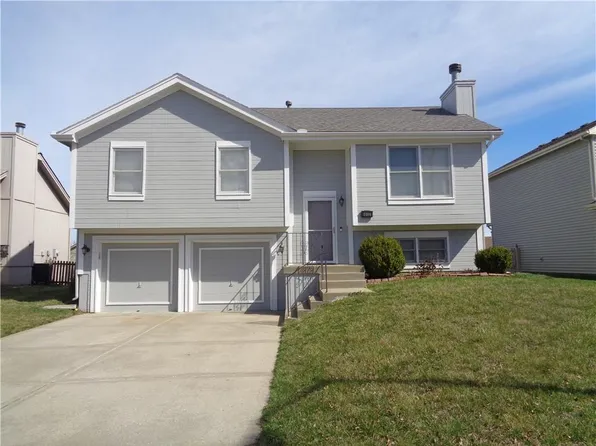 8612 NE 111th St, Kansas City, MO 64157