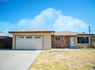 466 W Scott Ave, Clovis, CA 93612