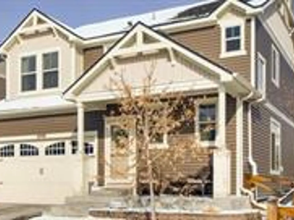 8392 Longleaf Ln