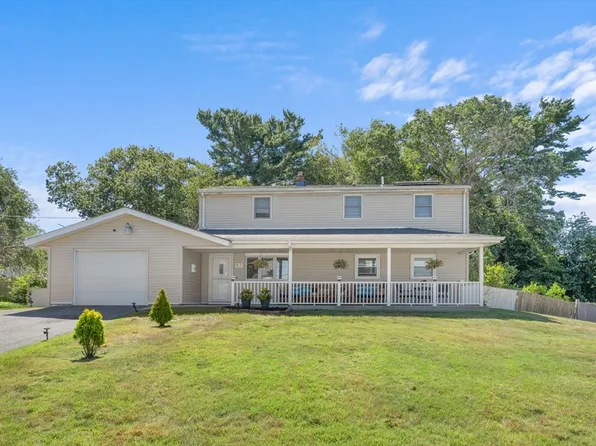 97 Ardsley Cir, Brockton, MA 02302