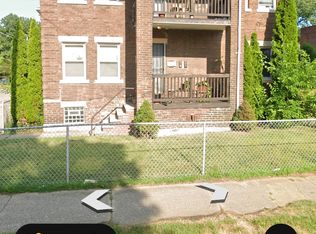 964 Parkwood Dr #1, Cleveland, OH 44108