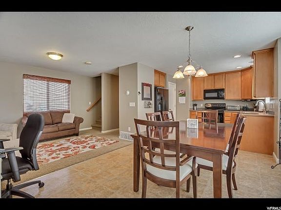 5th image of 476 W Bountiful Way