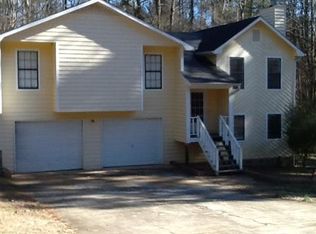 3170 Pilgrims Dr, Douglasville, GA 30135