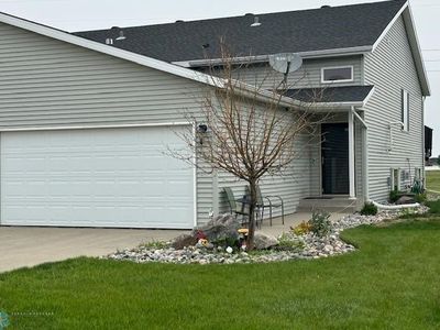 1150 38 1/2 Ave W, West Fargo, ND, 58078