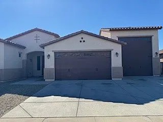 Gated Community In Surprise Farms!! 3 Car Garage Plus 40' Rv Garage!! — Photo 1