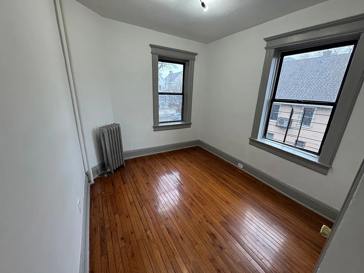Building Photo - 66 N Grove St #6A