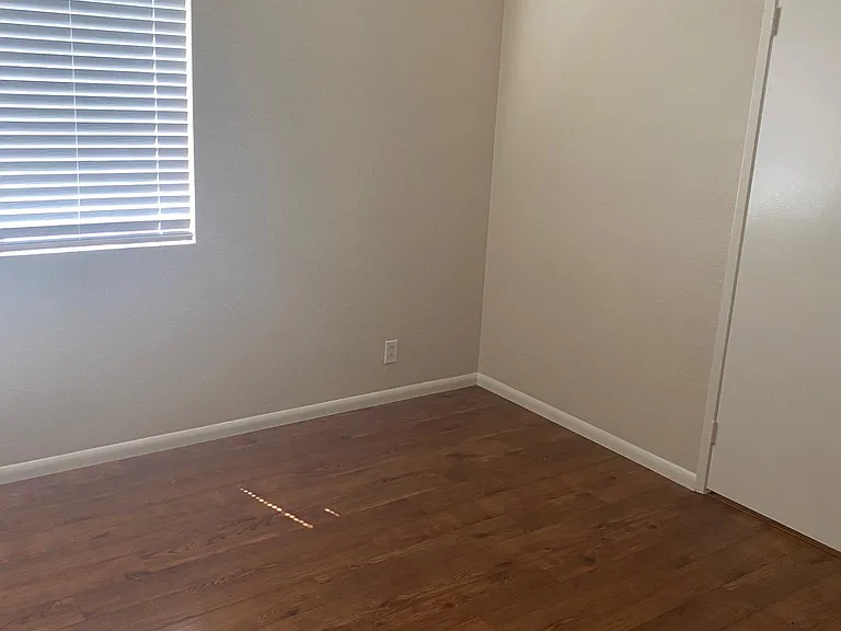 11353 Avenida De Los Lobos #E — Photo 5