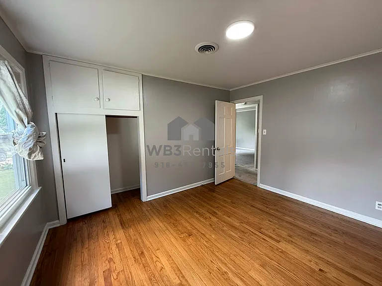 4210 Robertson Blvd — Photo 17