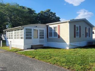161 Country Ln, Buena, NJ 08310