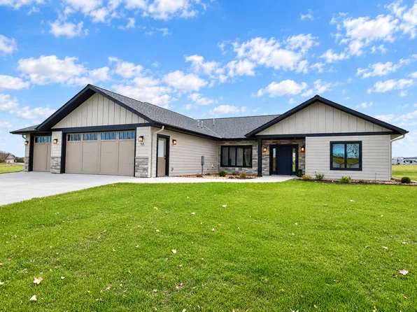 115 Barber Cir, Granite Falls, MN 56241