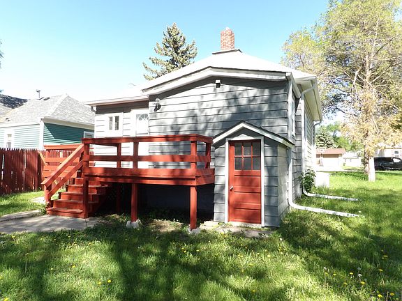 4th image of 463 5th Ave NE