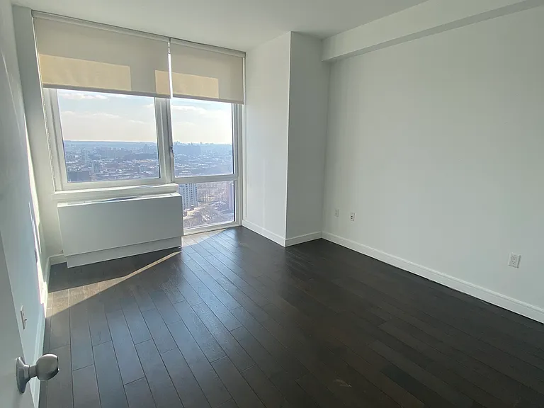 309 Gold St #AIR36E — Photo 5