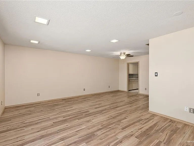 2036 S 5th St #11 — Photo 3