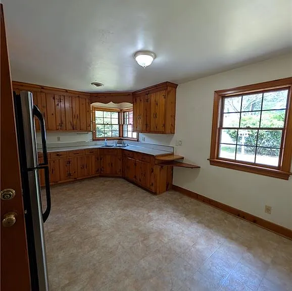 4720 Haywood Dr — Photo 27