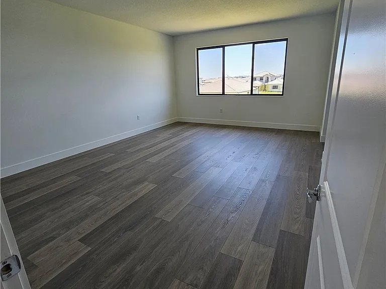 5166 Julienne Rd — Photo 18