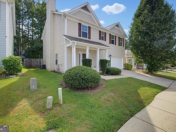 2nd image of 50 Bellerive Ln