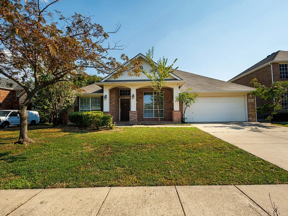 3200 Edgebrook Ct