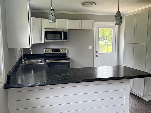 5th image of 8045 Ayer Dr