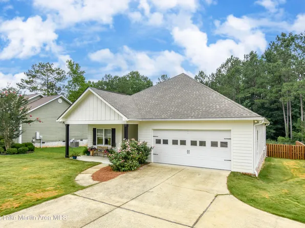 133 Magnolia Estates Dr, Alexander City, AL 35010