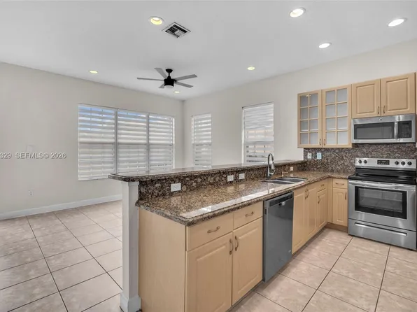 14634 SW 5th St #1-5, Hollywood, FL 33027