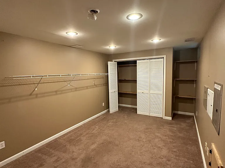 216 Blue Grass Cir — Photo 19