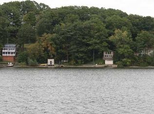 11711 Tompkins Point Rd, Wolcott, NY 14590