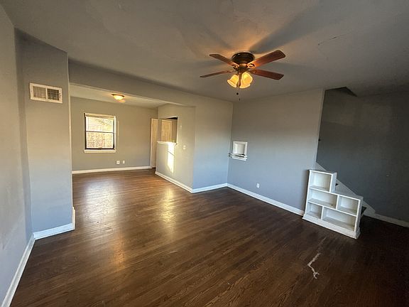 3rd image of 1921 NE 25th St #2