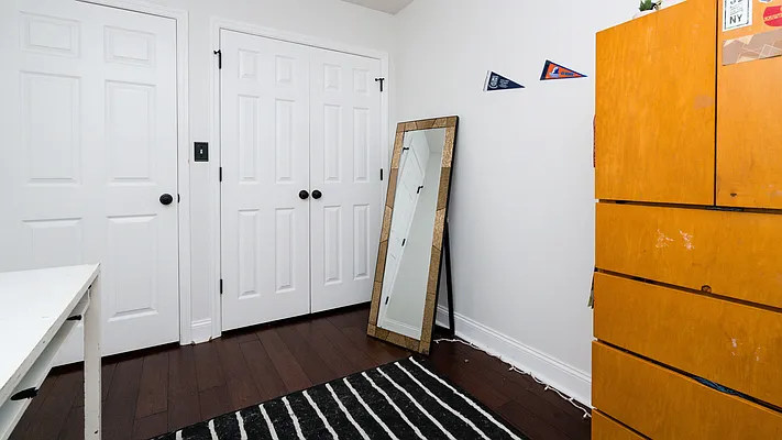 Rented by Nooklyn NYC LLC | media 21