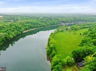 195 Misty Dr, Martinsburg, WV 25404
