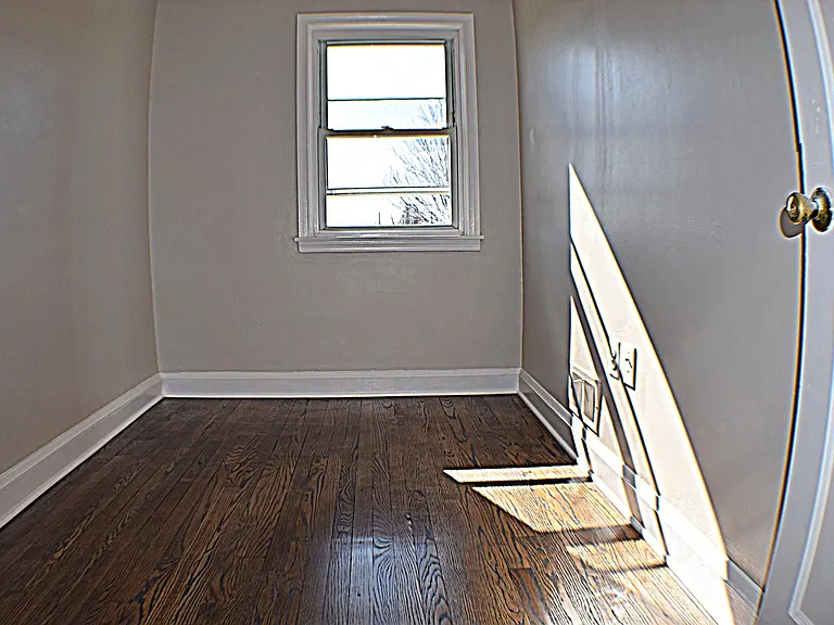 Kavanagh Rd — Photo 4