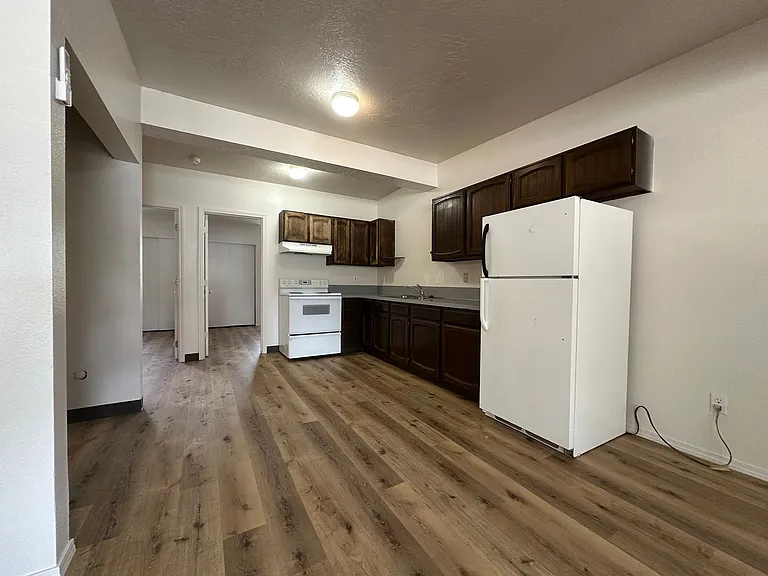 1407 Arthur St #1-3 — Photo 4
